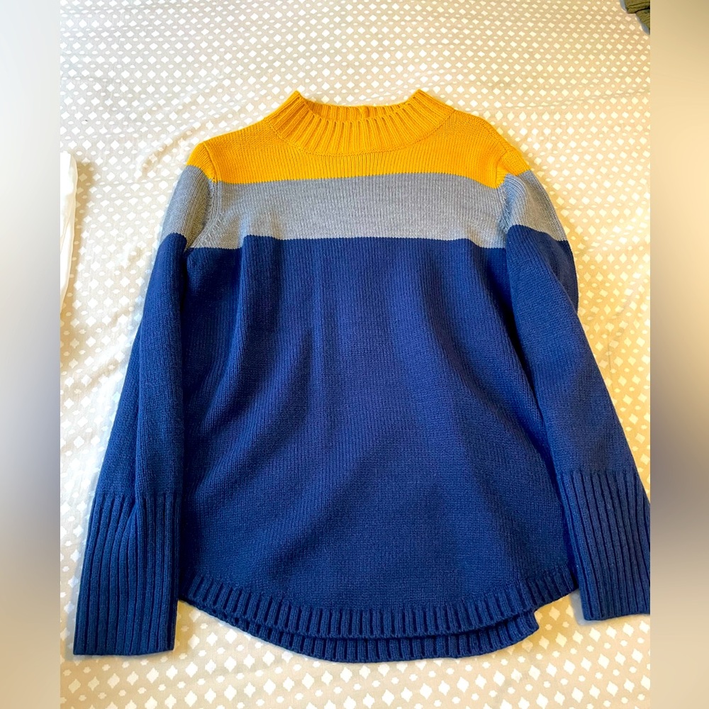 Ana colorblock sweater